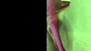 i enjoy a rich masturbation in my little bed with toys as beautiful latina