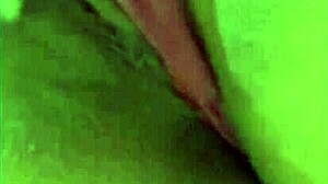 i enjoy a rich masturbation in my little bed with toys as beautiful latina