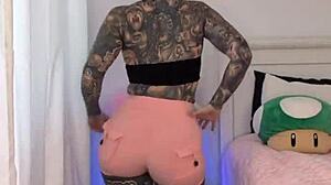 Melody Radford Tries On Gym Tights in Big Ass Bimbo Haul with Cute Tattoo