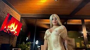 Colombian Big Ass Hints At Outdoor Creampie With Massive Cock Action