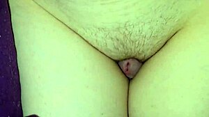 i love giving milf pussy job with handjob before fucking and then cum on shaved pussy lips