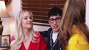 Family portraiture threesome with slimthick vic milf and big ass nerd action