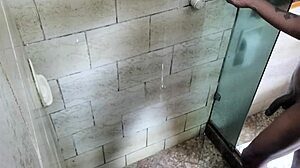 joao o safado no banho com a negona gostosa da nicoly carioca