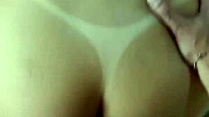 Am I Straight Or Will I Return The Favor In Wet Pool Scissoring?