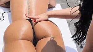 Latinas Culonas Follan Con Dildo Hasta Correrse