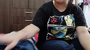 Pov tu hermanastra te enseña un truco de magia que termina con tu polla en su culo