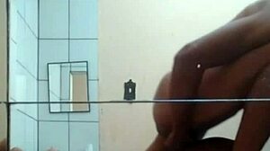 Socada bruta na morena muscular in hotel couple encounter