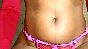 Black African Solo PORN Lady PLAYS With HERSELF In Close-Up