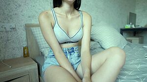 Фута-мачеха с огромным хуем в ролевухе с отсчетом спермы