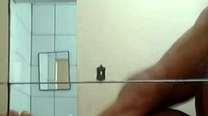 Socada bruta na morena muscular in hotel couple encounter