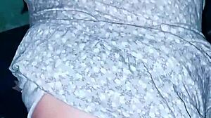 Ngentot Atas Motor In Gang Perumahan With Asian Teen Orgasm Doggystyle Public Flashing!