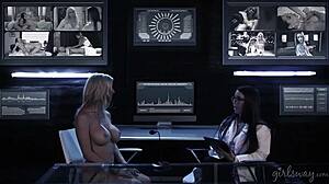 SQUIRTING Lesbian Trio in High Definition Action