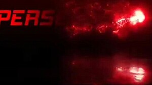 Ele fode a puta tatuada brasileira que adora sexo anal pela manhã. A prostituta musculosa geme com fisting interracial e punho na buceta.