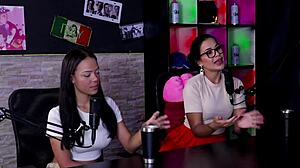 Explained Preliminaries In Massage Takes Work Seriously Expanded Knowledge Of Female Body And Squirting - Cadu Sem Fôlego Watch On Sheer Red!