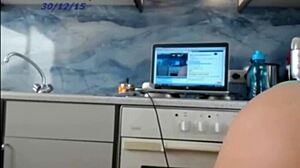 sexy dea squirting on live streaming