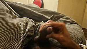 Rishi Bhardwaja Plays with Sexy Cock for Ladies