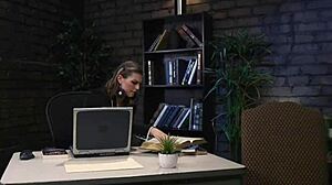 Huge tits alt babe fists and strapon fucks gaping lesbians in bizarre group fetish!