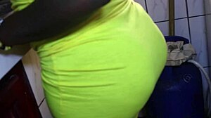 Adulterous Couple Fucks Foreigner Who Shelters During Rain in Rough Outdoor Anal Creampie