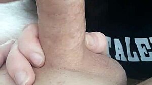 I enjoyed giving a blowjob at the lake with Twonymphos in horny outdoor setting