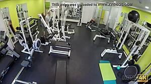 hunt4k i trainiere deine freundin richtig hart with cash