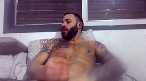 can you jerk your cock until it bursts all over?