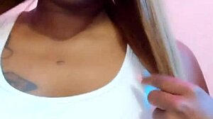 Naejae gets turned on listening to models film solo orgasm.