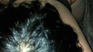 Hermosa culona suggests a tempting amateur Latina ready for some oral action.