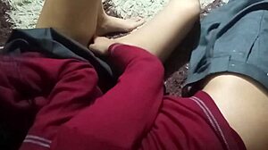 Colegiala casero mi compa�era de clase me pidi� que le copie el examen de qu�mica a cambio de una culeada.