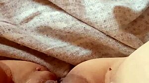 milf spreads open her pussy