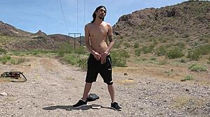 maxx stoner plays in the desert