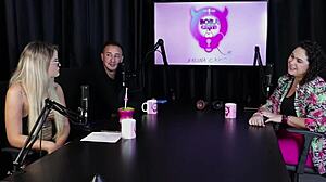 todo mundo deveria experimentar a terapia comentou sobre o hpv e hiv e o atendimento no hospital público - marina karam sexóloga sheer red