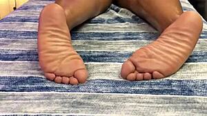 I loved massaging and spreading that sexy thick black ass on the chocolate queen until she melted.