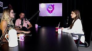 I dominate with fetish of man dressing as woman differences in relationships and my mentoring - Pati Ferraz on Sheer Red