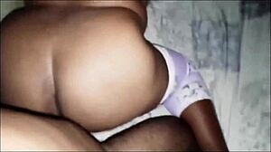 Madrasta crente mama gostoso no pau do enteado. Depois dá a buceta para foder doggystyle.