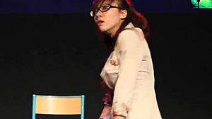 Vietnamese Tra My Dances Sexy in Asian Style