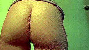 italian milf artemisia love shakes her big real ass close up for the camera in fishnet, teasing her horny mother-in-law vibe in european fetish style