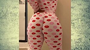 Hey, check out this twerking sex with big ass action, it's so sexy!