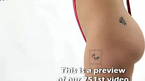 Omg Round Butt Perfection With Puffy Pussy! This Amazing Girl Shows Off In Gym Workout!