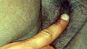 Who wants to see bbw pussy action?