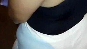 uh, harassing this mature venezuelan big ass woman on lima streets with red thong part 2