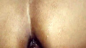 Asi Me Cojo El Cono De Mi Esposa En Primer Plano Con Saliva Y Polla Grande