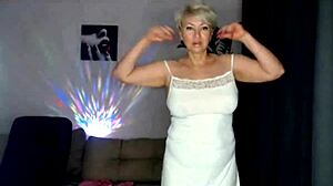 oh man, check out aimee hot milf aka aimeeparadise fingering her shaved pussy to orgasm in lingerie