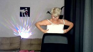 oh man, check out aimee hot milf aka aimeeparadise fingering her shaved pussy to orgasm in lingerie