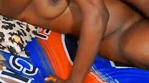 Fucking ebony pussy wild in ghetto missionary style