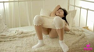 hey that brunette teen with natural tits fingers her clit and nipples to orgasm