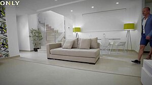 Horny Angelika Grays Gets Juicy Pussy Licked In Outdoor Public Sex With Cowgirl Riding And Doggystyle