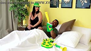 psych student analyzes hung patient with dirty anal talk