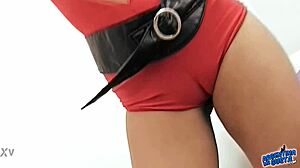 huge natural tits latina teen model flashes cameltoe pussy in spandex yoga