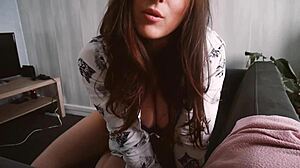 joi roleplay... une soirée torride avec trish, tu bandes déjà ?