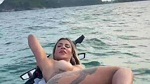 você quer uma mamada inesquecível com minha boquinha de veludo?